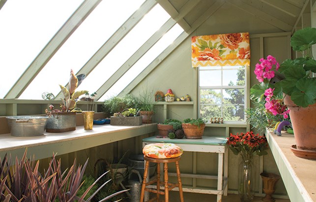 Gardener Interior
